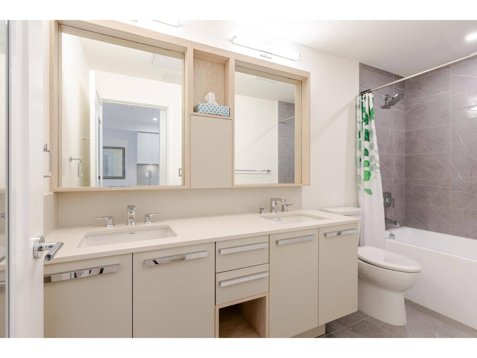 311 13788 76 Avenue, Surrey, British Columbia  V3W 3V9 - Photo 14 - R3167045