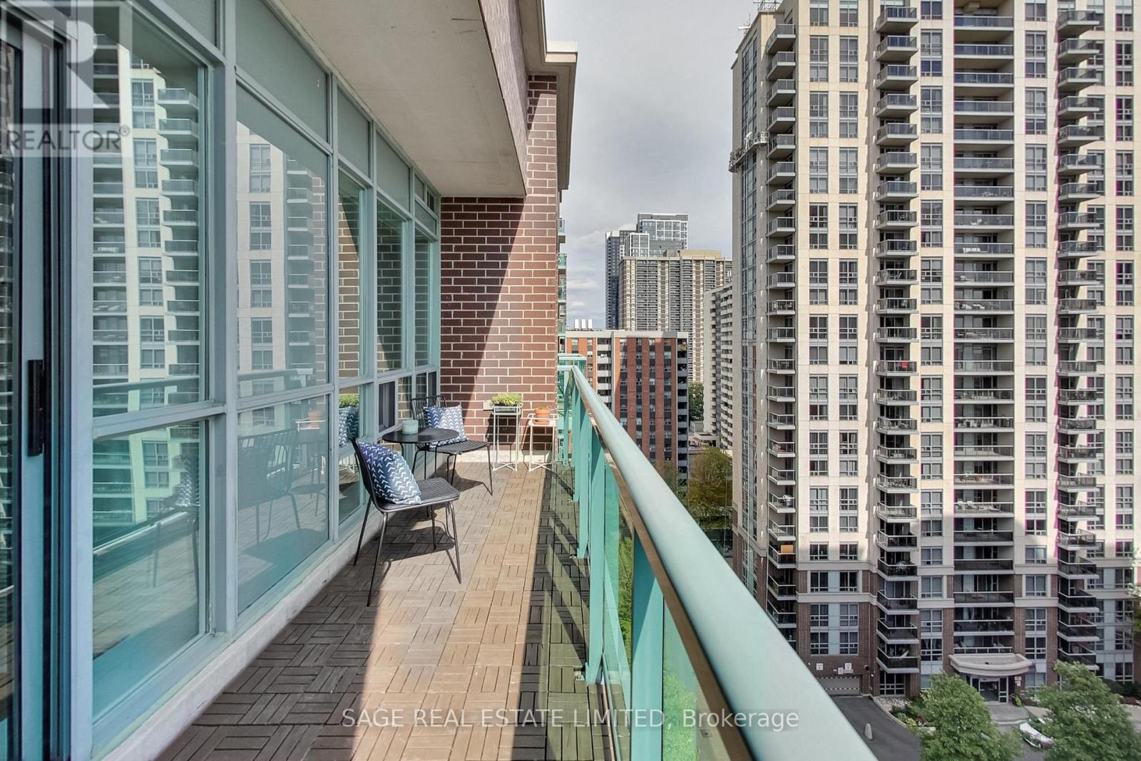1206 - 9 Michael Power Place, Toronto, Ontario  M9A 0A5 - Photo 14 - W13798522