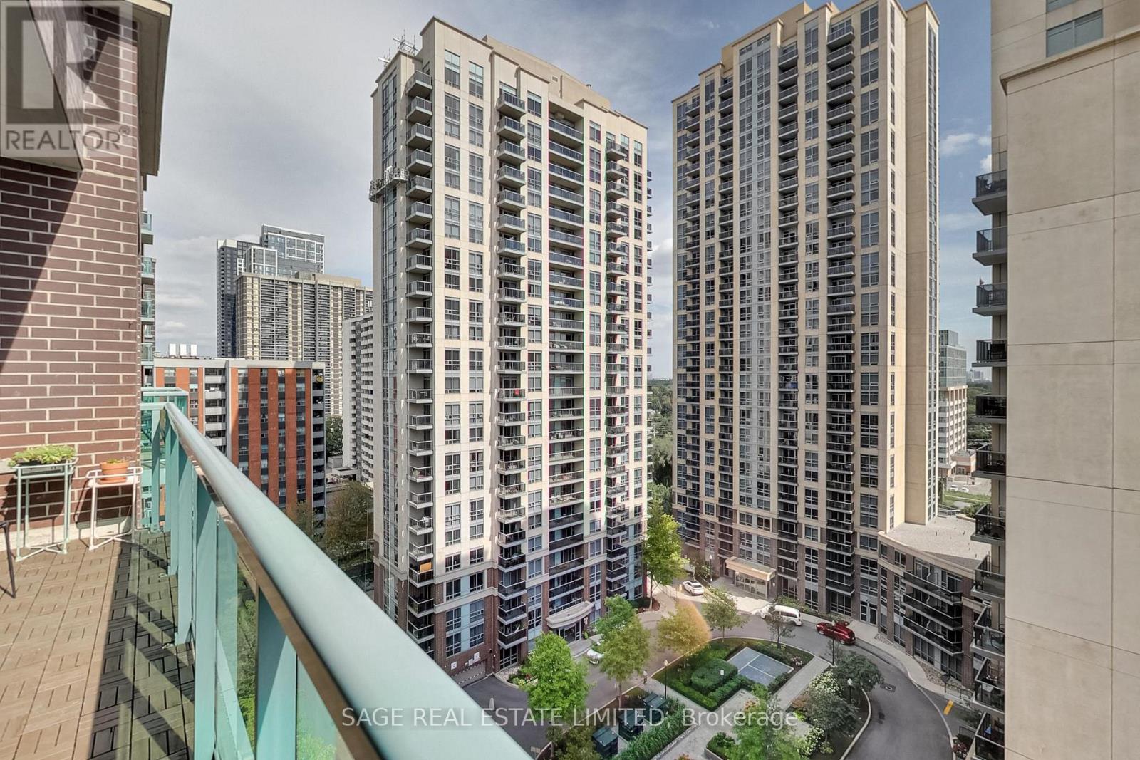 1206 - 9 Michael Power Place, Toronto, Ontario  M9A 0A5 - Photo 15 - W13798522