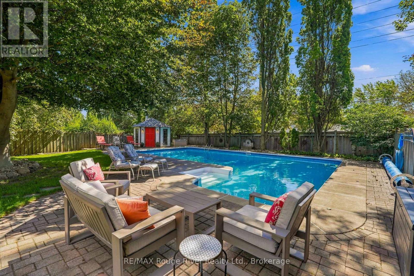 7 Lyndhurst Crescent, Whitby, Ontario  L1R 1E4 - Photo 46 - E13804584