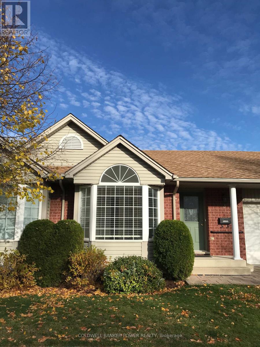 3 - 122 SHERWOOD FOREST SQUARE, London North, Ontario