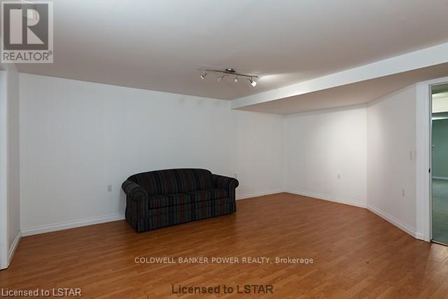 3 - 122 Sherwood Forest Square, London North, Ontario  N6G 5G8 - Photo 13 - X13804442