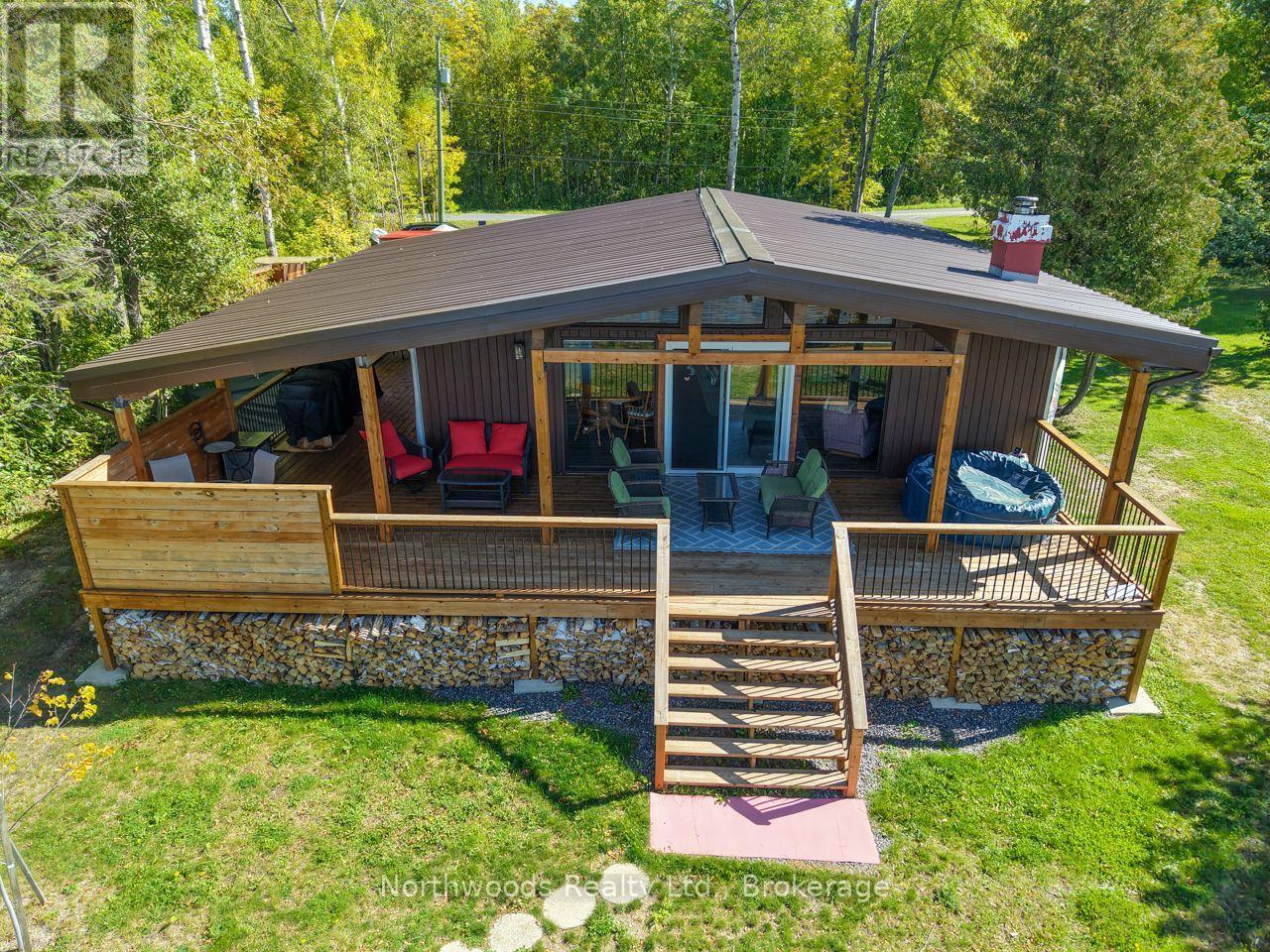 93 Mosbeck Road, Lake Of The Woods, Ontario  P0W 1J0 - Photo 2 - X13735802