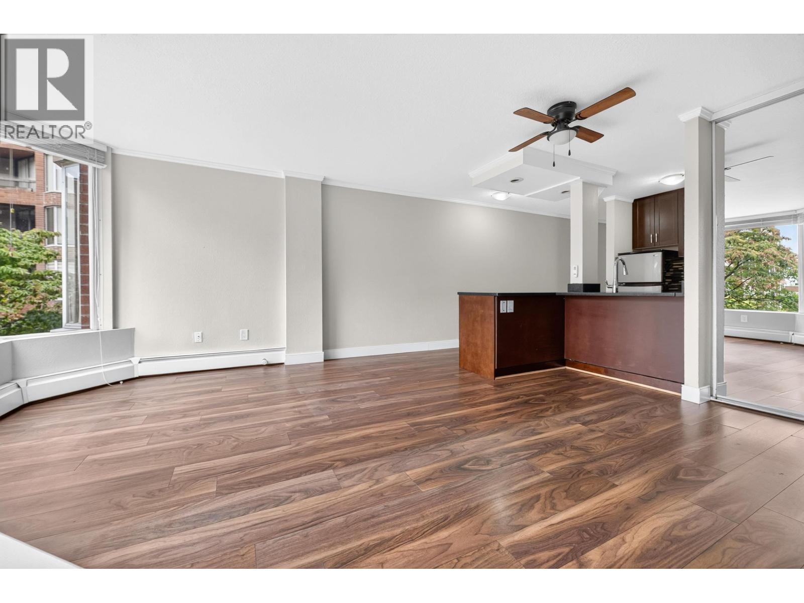 313 950 Drake Street, Vancouver, British Columbia  V6Z 2B9 - Photo 5 - R3166563
