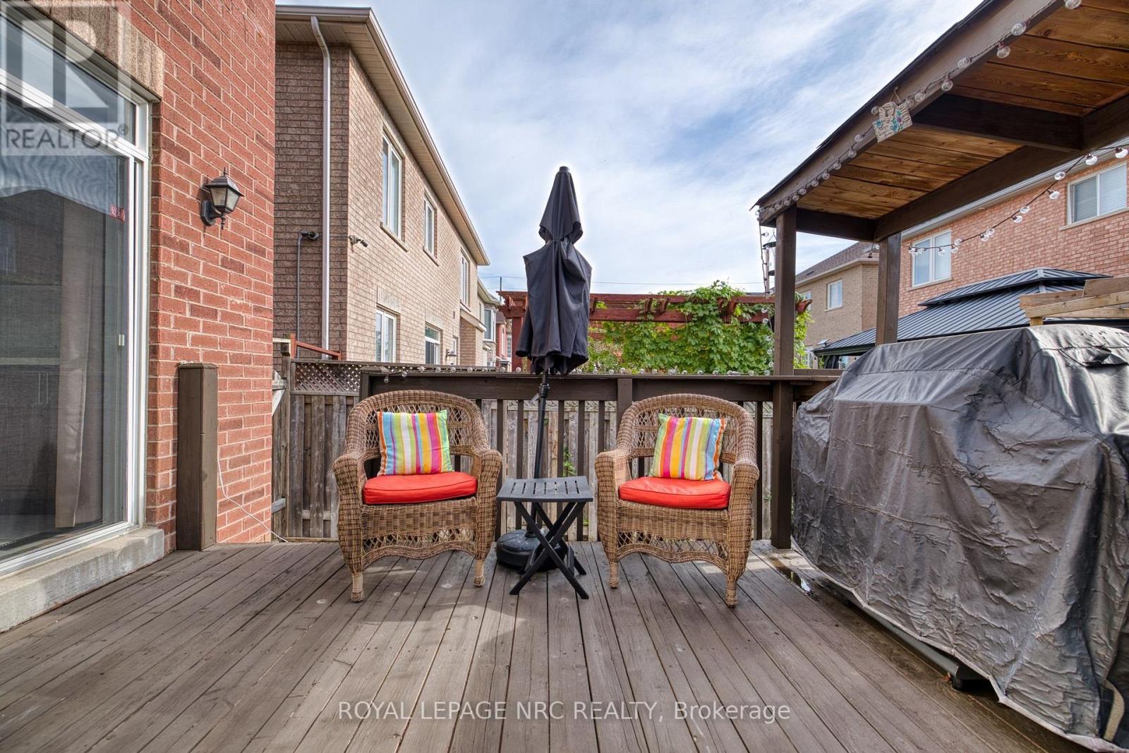 25 Maverick Crescent, Brampton, Ontario  L6R 3E6 - Photo 8 - W13804560