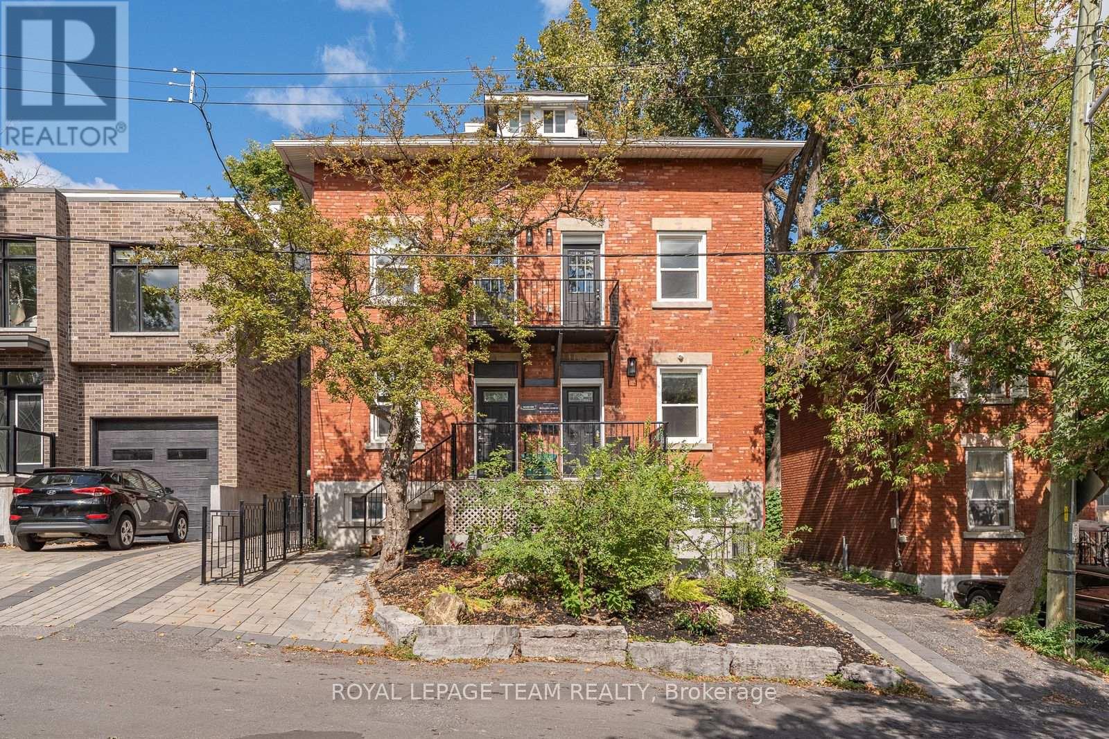 447 - 449 Green Avenue, Ottawa, Ontario  K1M 1L1 - Photo 1 - X13804568