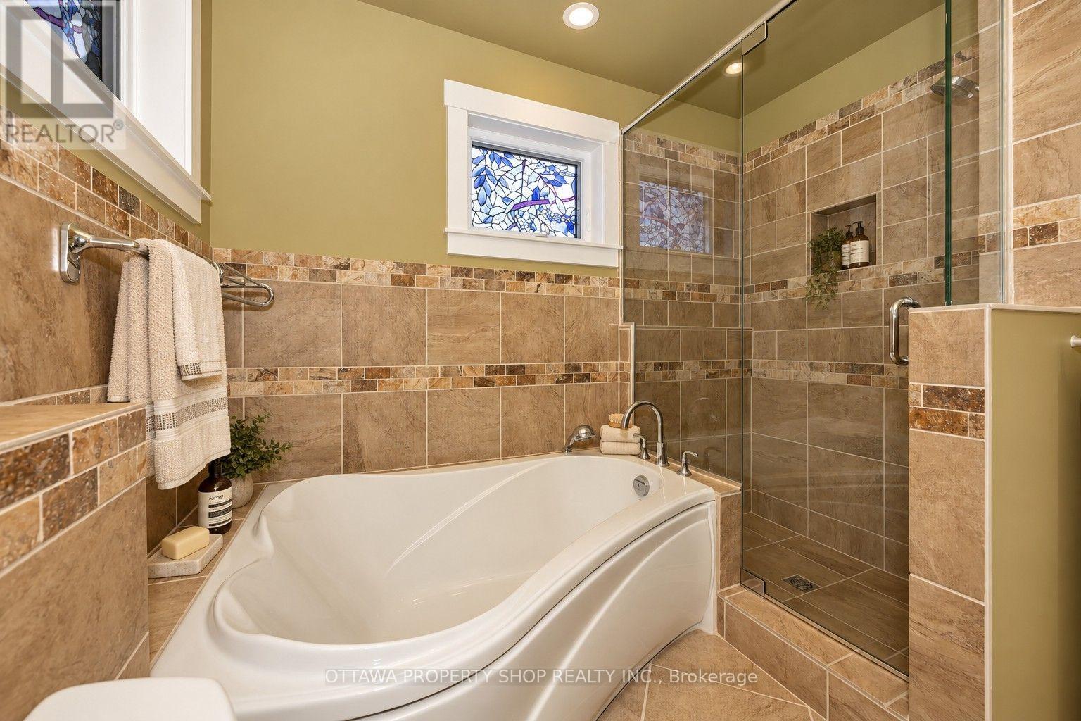 3146 Dumaurier Avenue, Ottawa, Ontario  K2B 8R1 - Photo 16 - X13804610