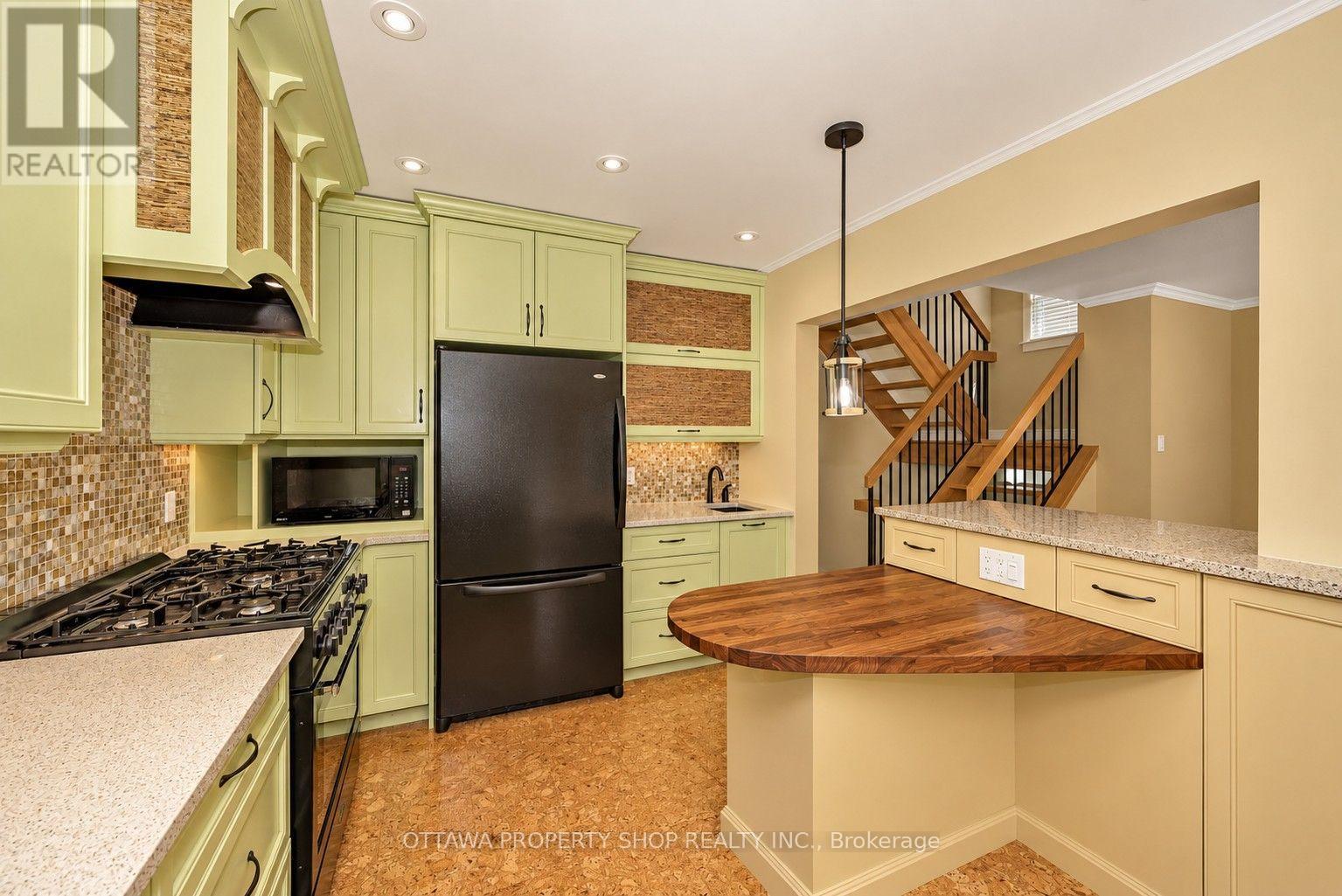 3146 Dumaurier Avenue, Ottawa, Ontario  K2B 8R1 - Photo 7 - X13804610
