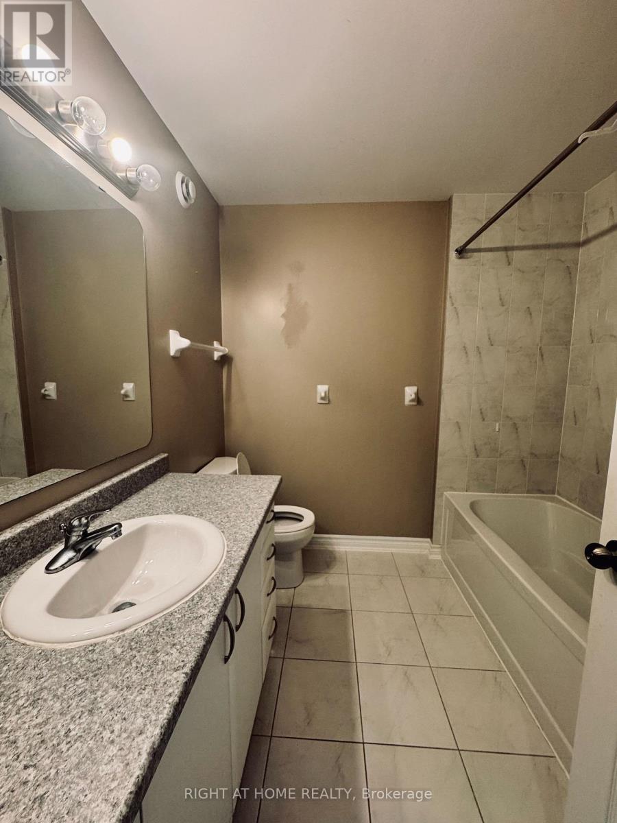 428 Foxhall Way, Ottawa, Ontario K2M 0G1 - Photo 13 - X13804616