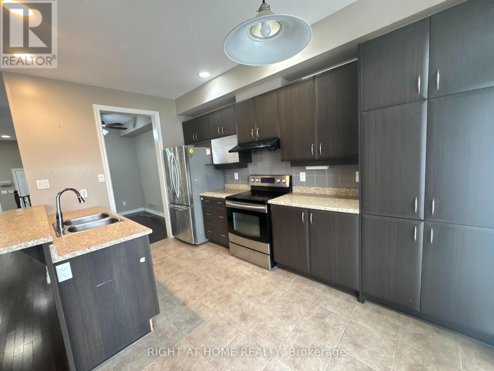 428 Foxhall Way, Ottawa, Ontario K2M 0G1 - Photo 5 - X13804616