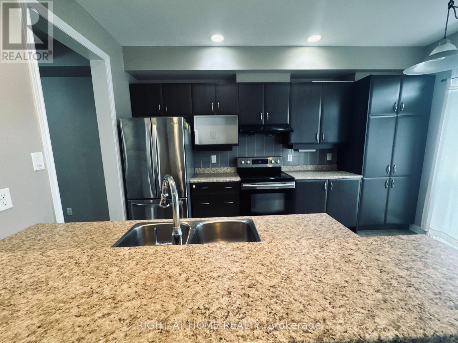 428 Foxhall Way, Ottawa, Ontario K2M 0G1 - Photo 7 - X13804616