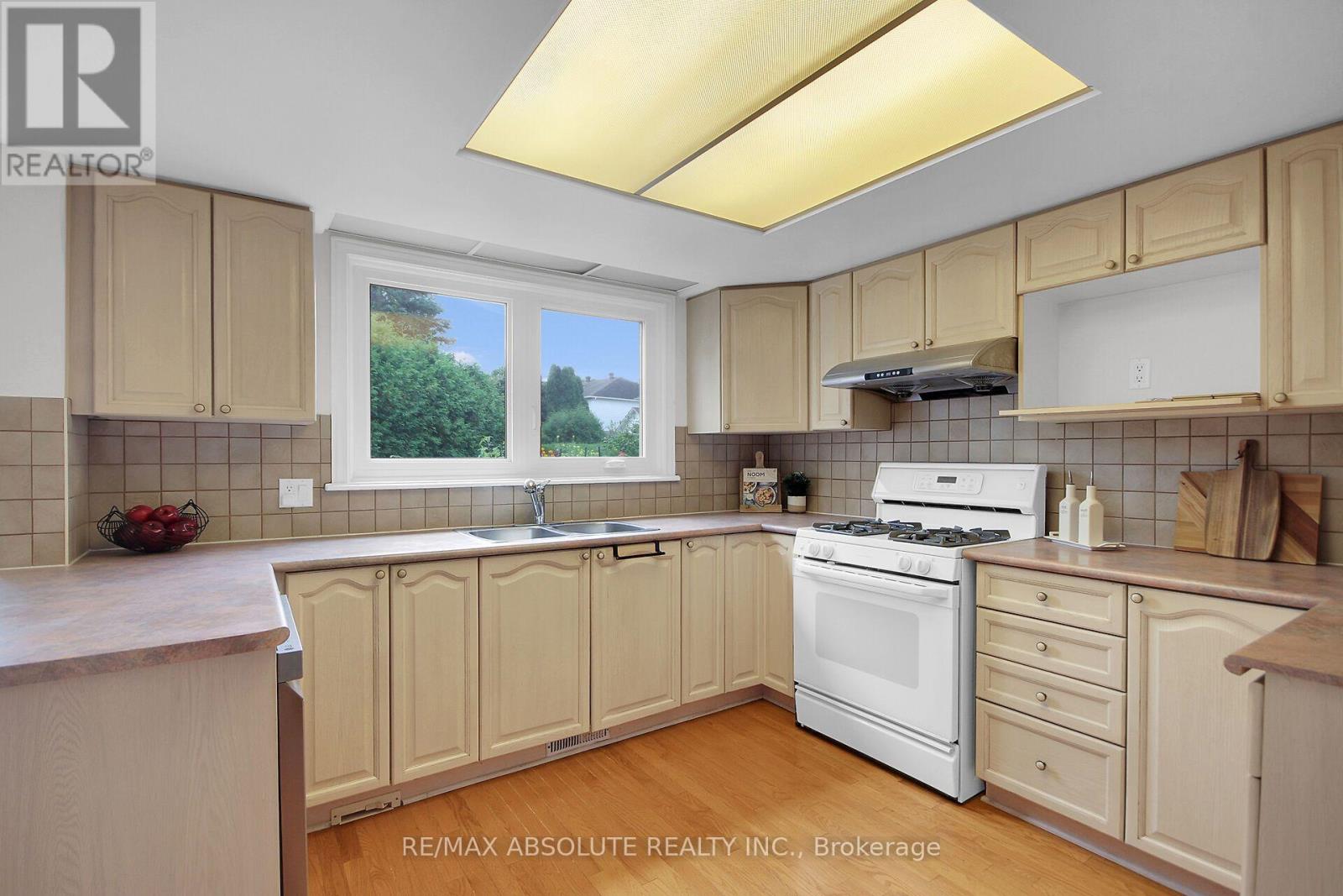 38 Forestglade Crescent, Ottawa, Ontario  K1G 5V8 - Photo 19 - X13804618