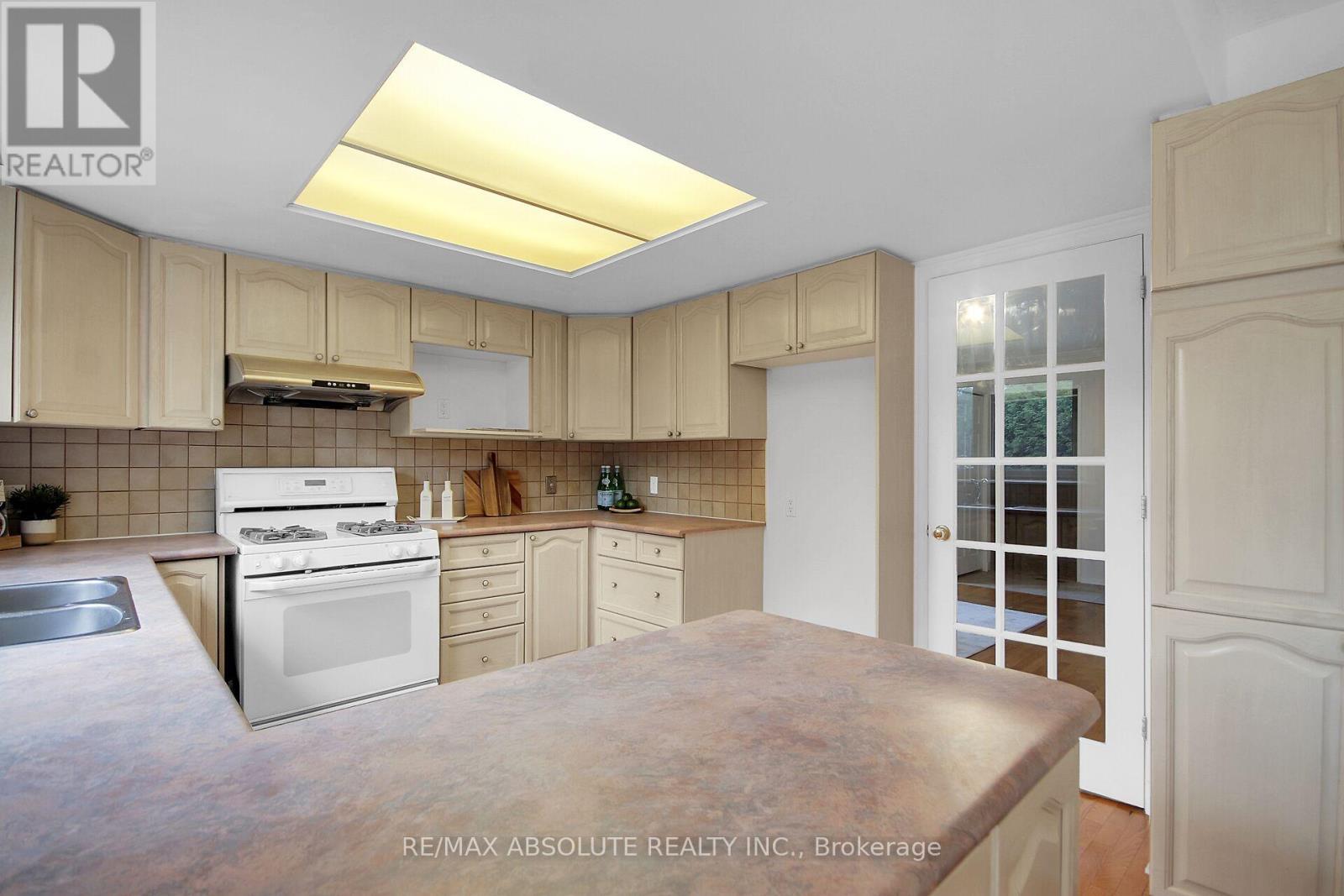 38 Forestglade Crescent, Ottawa, Ontario  K1G 5V8 - Photo 21 - X13804618