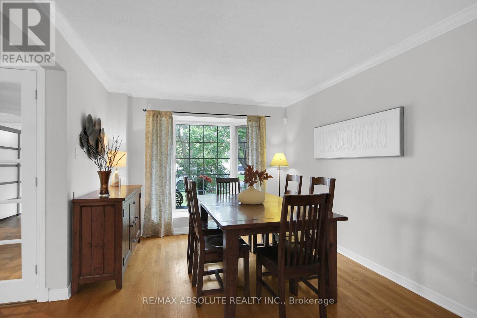 38 Forestglade Crescent, Ottawa, Ontario  K1G 5V8 - Photo 7 - X13804618