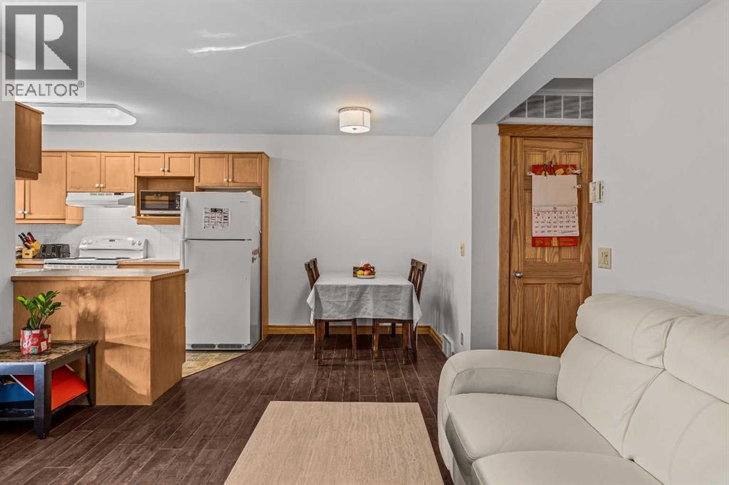 203, 404 Marten Street, Banff, Alberta  T1L 1C6 - Photo 14 - A2346610