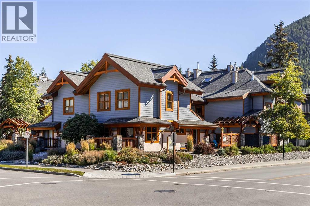203, 404 Marten Street, Banff, Alberta  T1L 1C6 - Photo 1 - A2346610