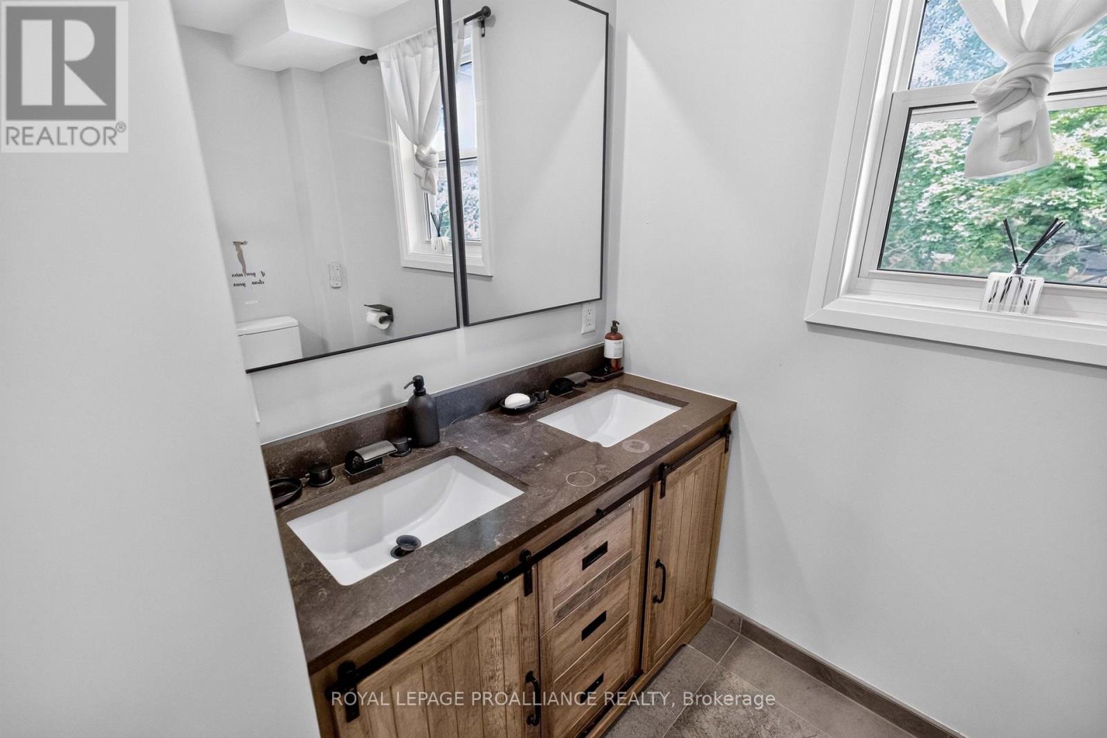 241 Olympus Avenue, Kingston, Ontario  K7M 5S3 - Photo 30 - X13804564