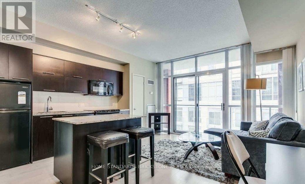 709 - 21 NELSON STREET, Toronto, Ontario