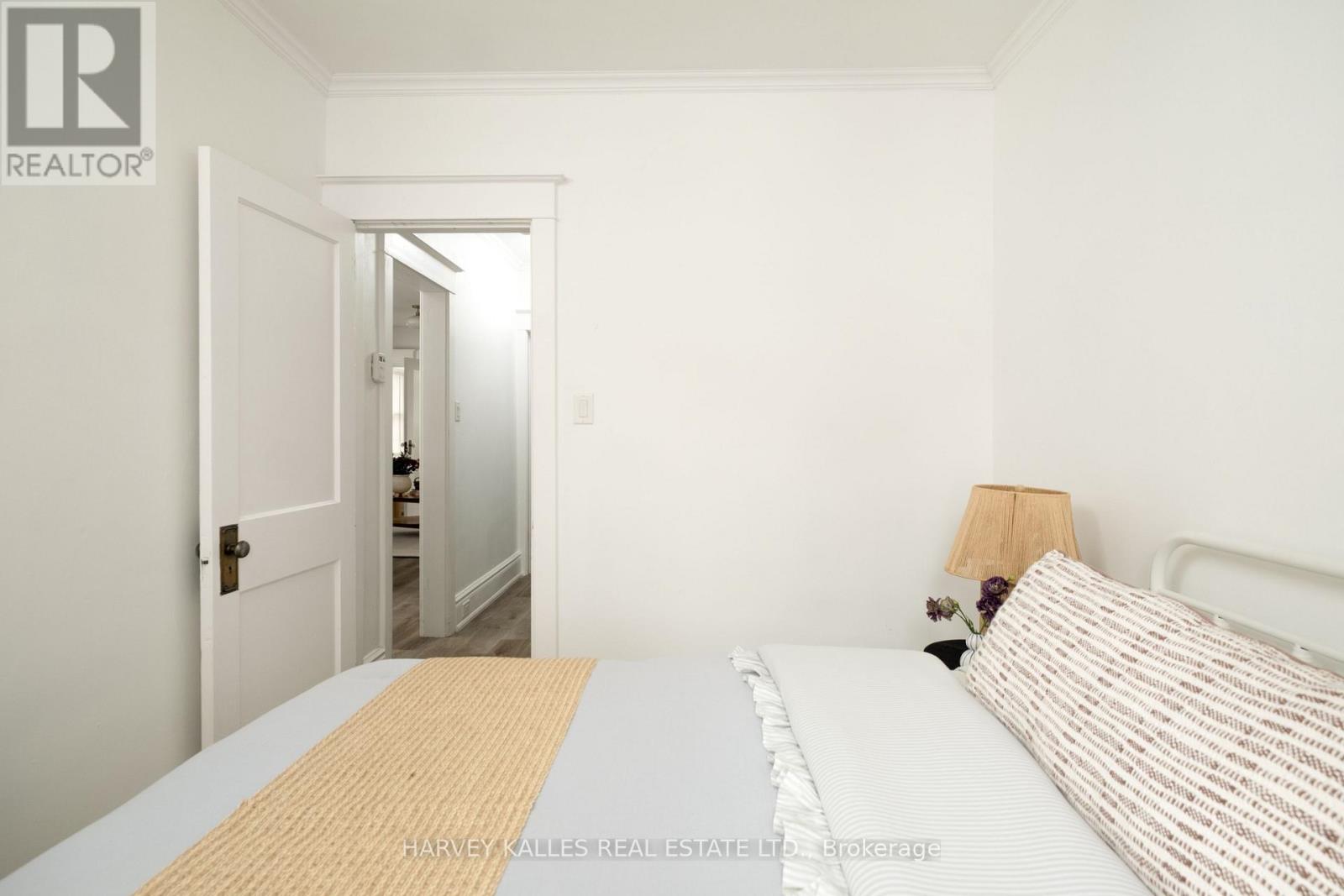 84 Coleridge Avenue, Toronto, Ontario  M4C 4H6 - Photo 14 - E13804508