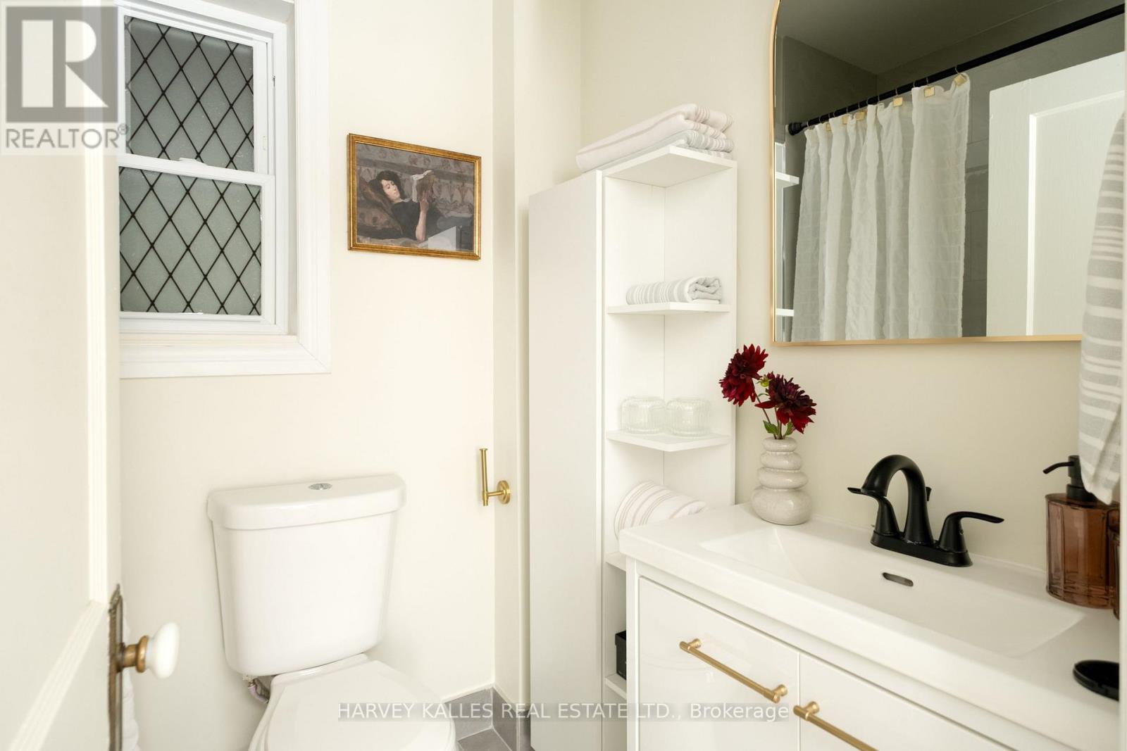 84 Coleridge Avenue, Toronto, Ontario  M4C 4H6 - Photo 15 - E13804508