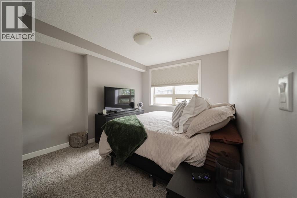 2101, 204 Sparrow Hawk Drive