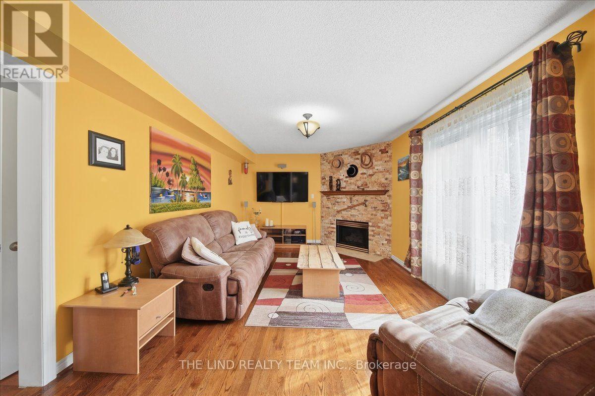 103 Allenvale Drive, Aurora, Ontario  L4G 6P8 - Photo 17 - N13804602