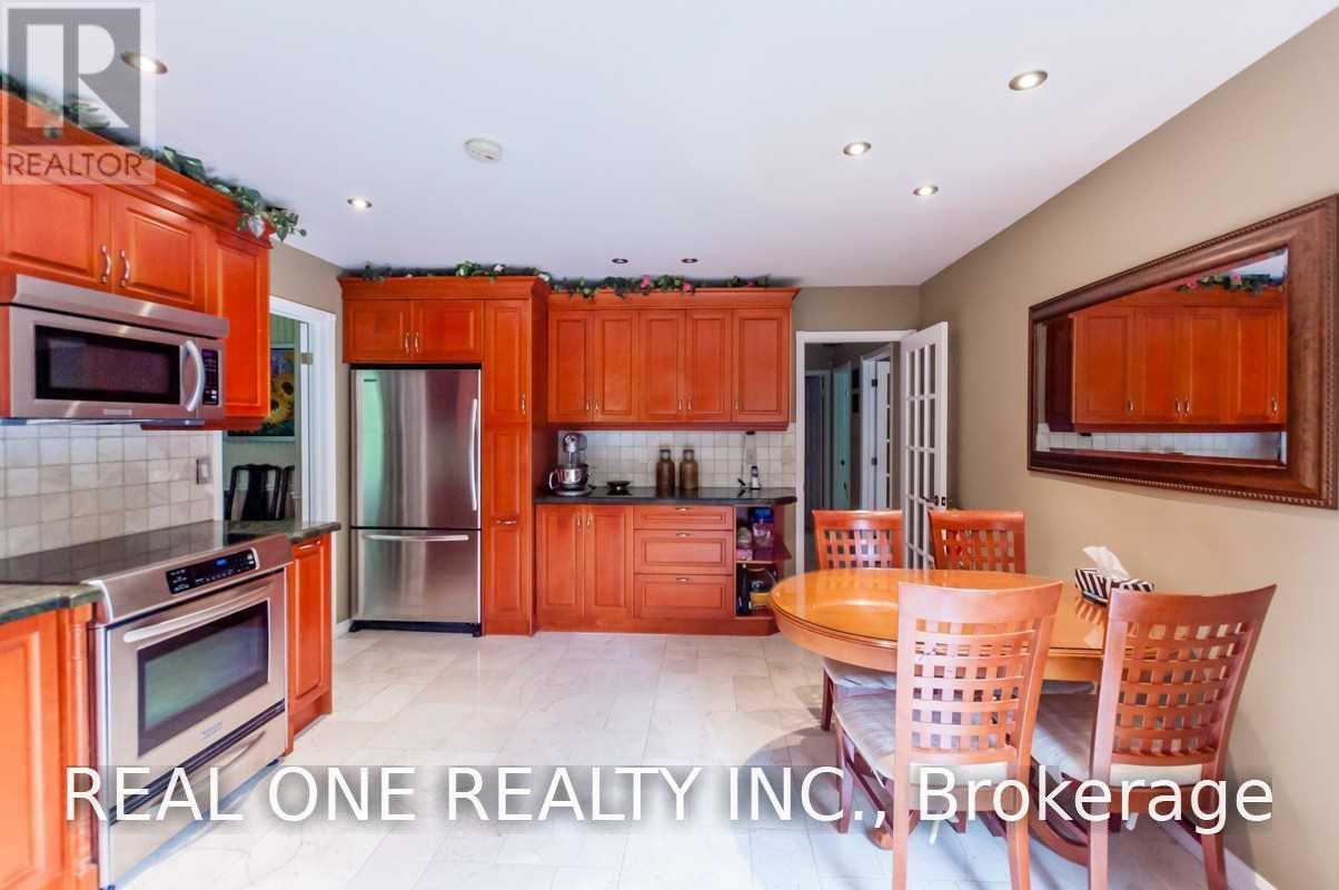125 Briarwood Road, Markham (Unionville), Ontario  L3R 2X1 - Photo 14 - N13804604