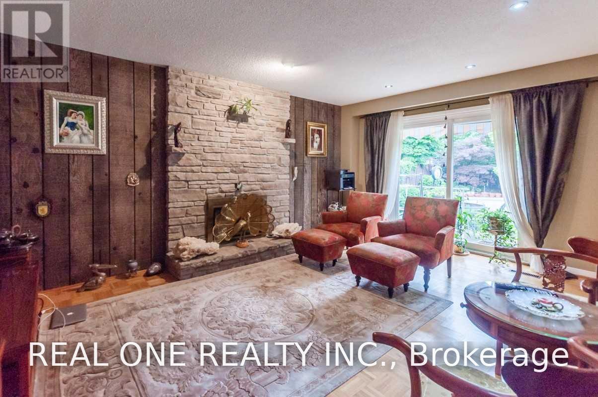 125 Briarwood Road, Markham (Unionville), Ontario  L3R 2X1 - Photo 15 - N13804604