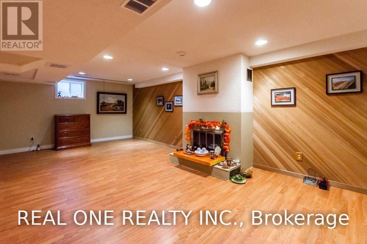 125 Briarwood Road, Markham (Unionville), Ontario  L3R 2X1 - Photo 28 - N13804604