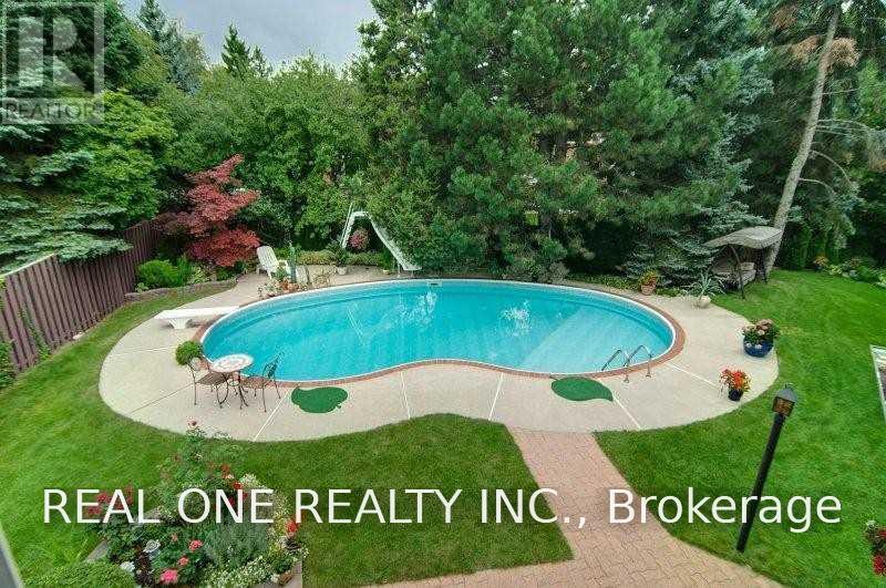 125 Briarwood Road, Markham (Unionville), Ontario  L3R 2X1 - Photo 36 - N13804604