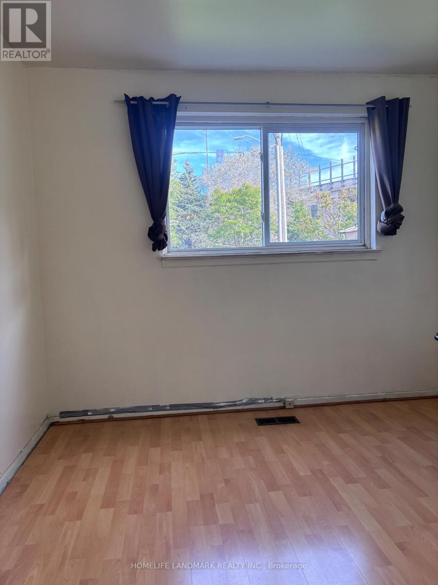 97 Tourmaline Drive, Toronto, Ontario  M1T 1X1 - Photo 6 - E13751282