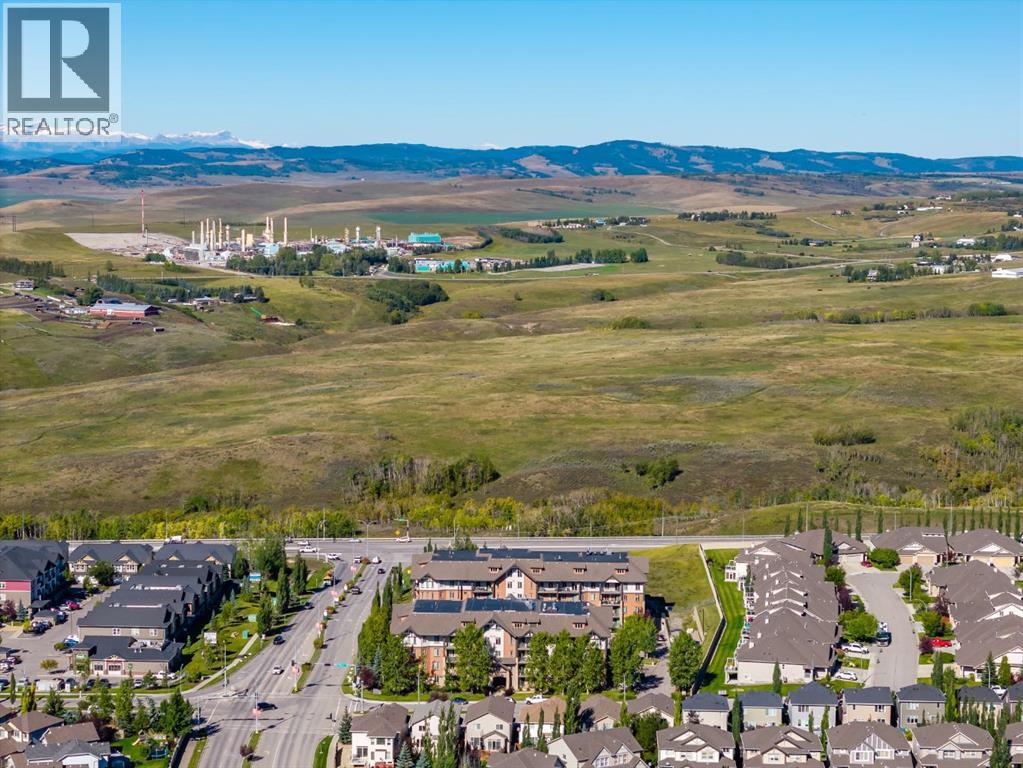 2203, 15 Sunset Square, Cochrane, Alberta  T4C 0E7 - Photo 34 - A2341928