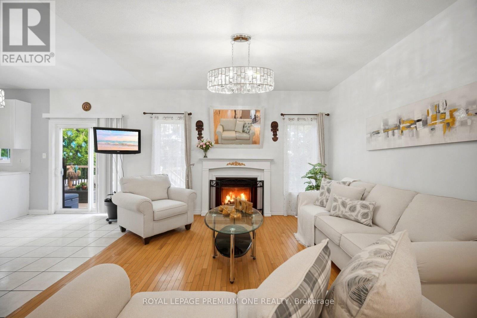 62 Lost Pond Crescent, Whitchurch-Stouffville, Ontario  L4A 0R4 - Photo 7 - N13781344