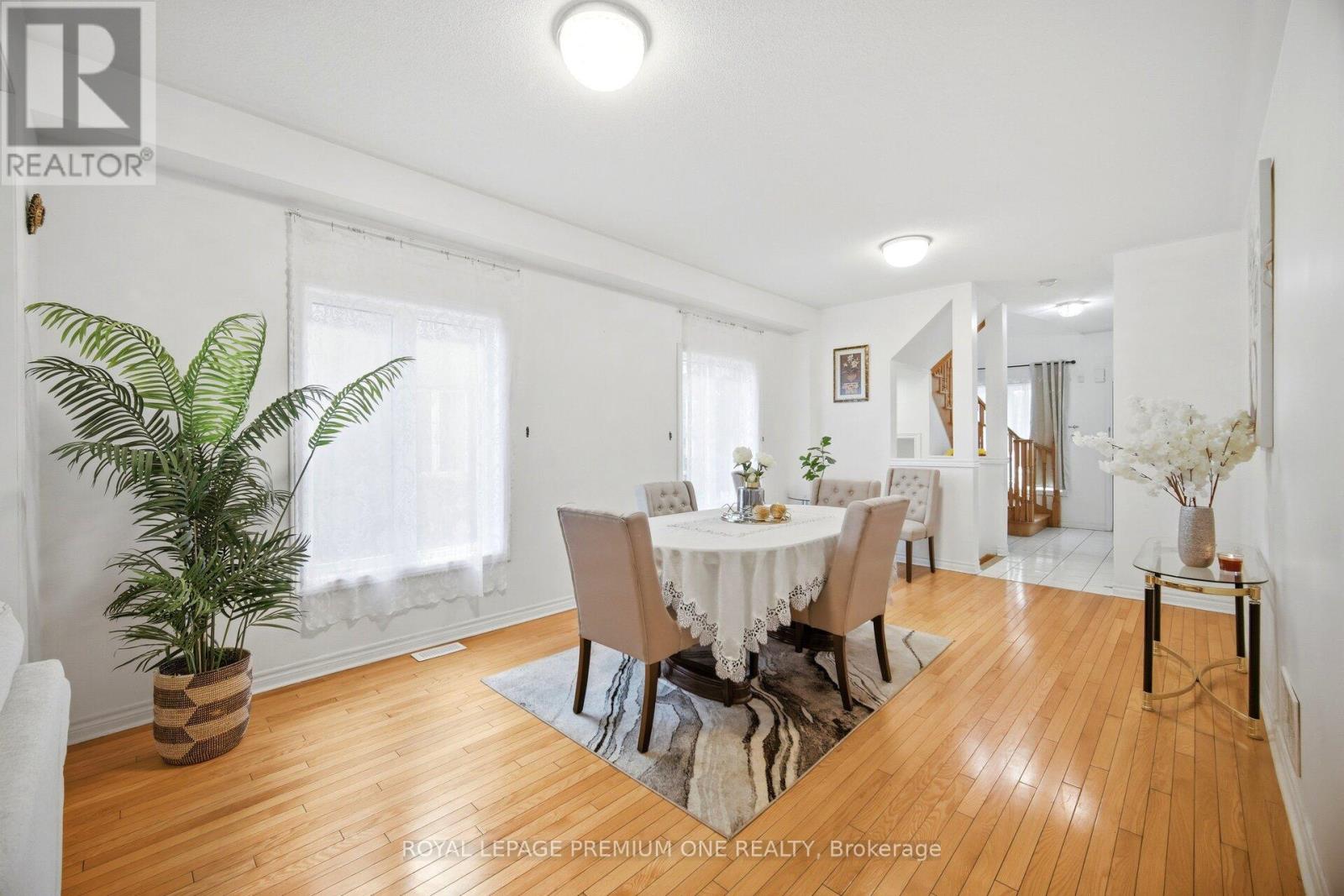 62 Lost Pond Crescent, Whitchurch-Stouffville, Ontario  L4A 0R4 - Photo 6 - N13781344
