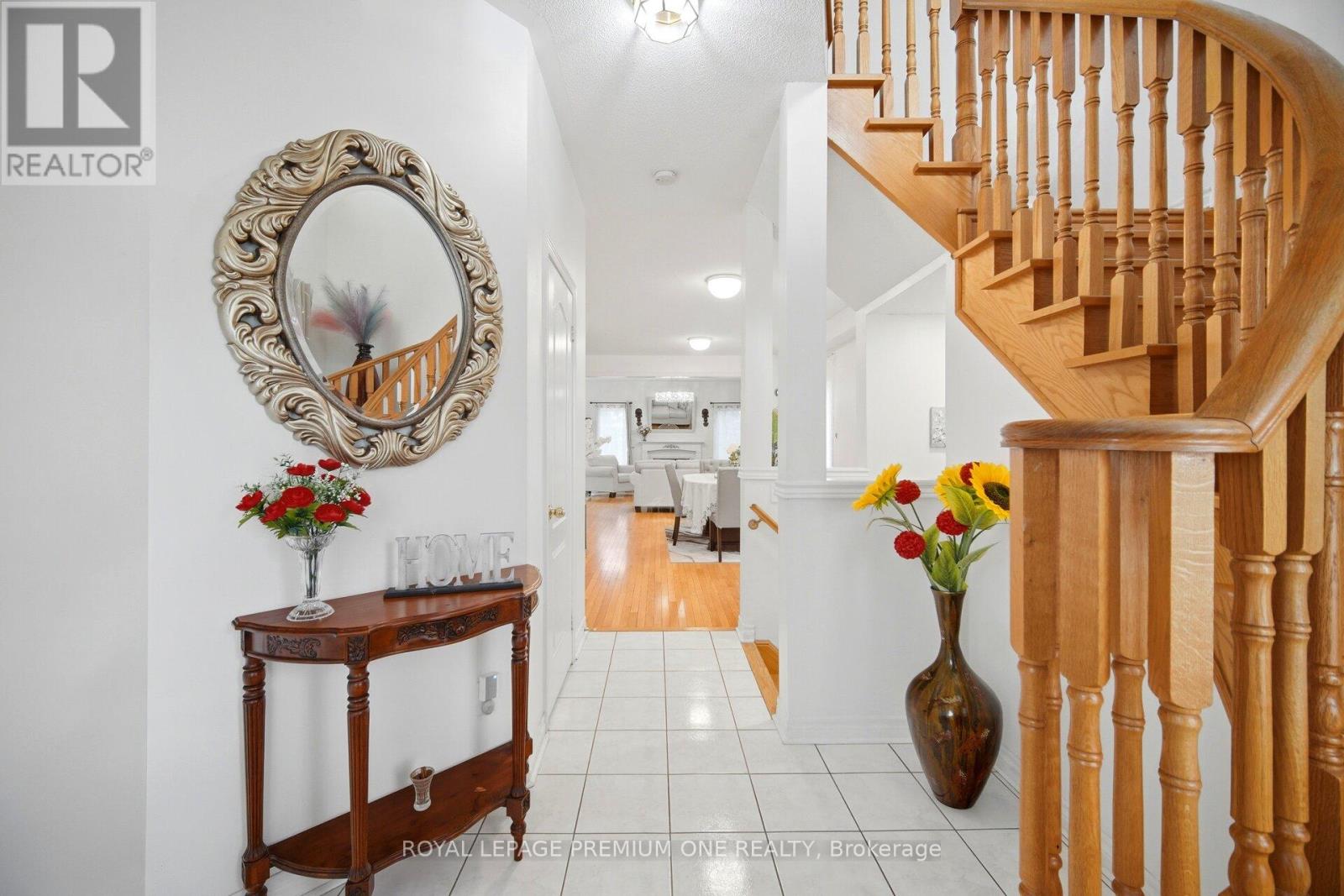 62 Lost Pond Crescent, Whitchurch-Stouffville, Ontario  L4A 0R4 - Photo 4 - N13781344