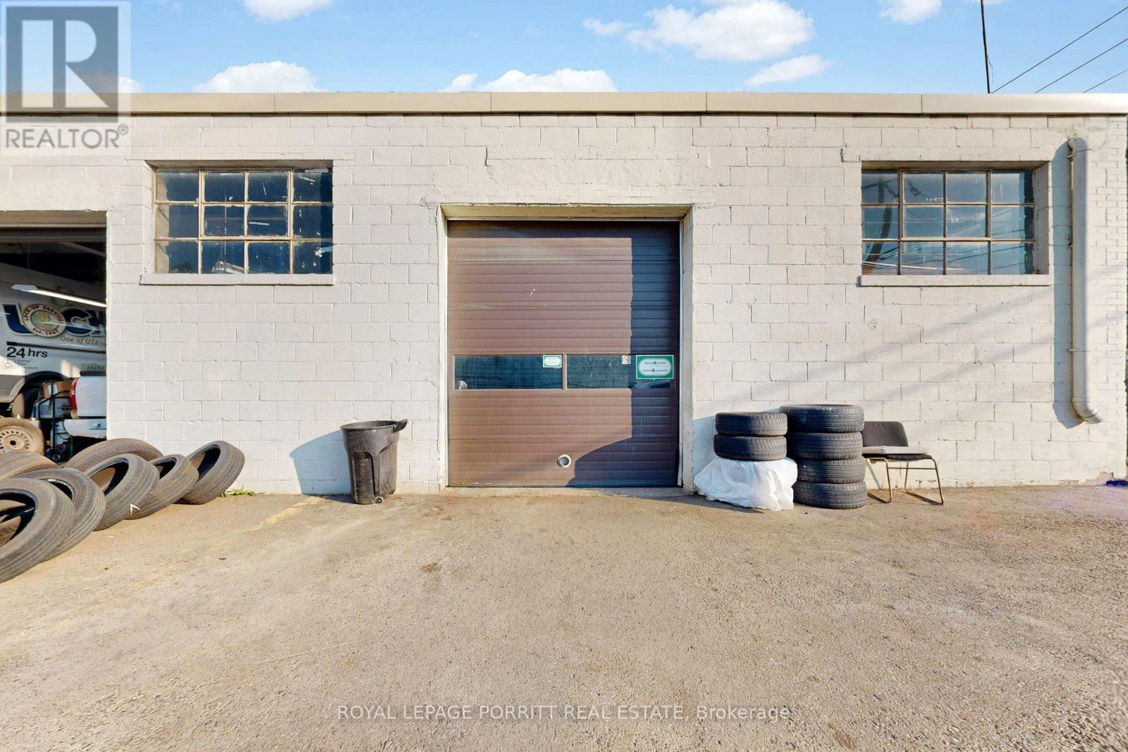 1 Towns Road N, Toronto (New Toronto), Ontario  M8Z 1A1 - Photo 27 - W13533228