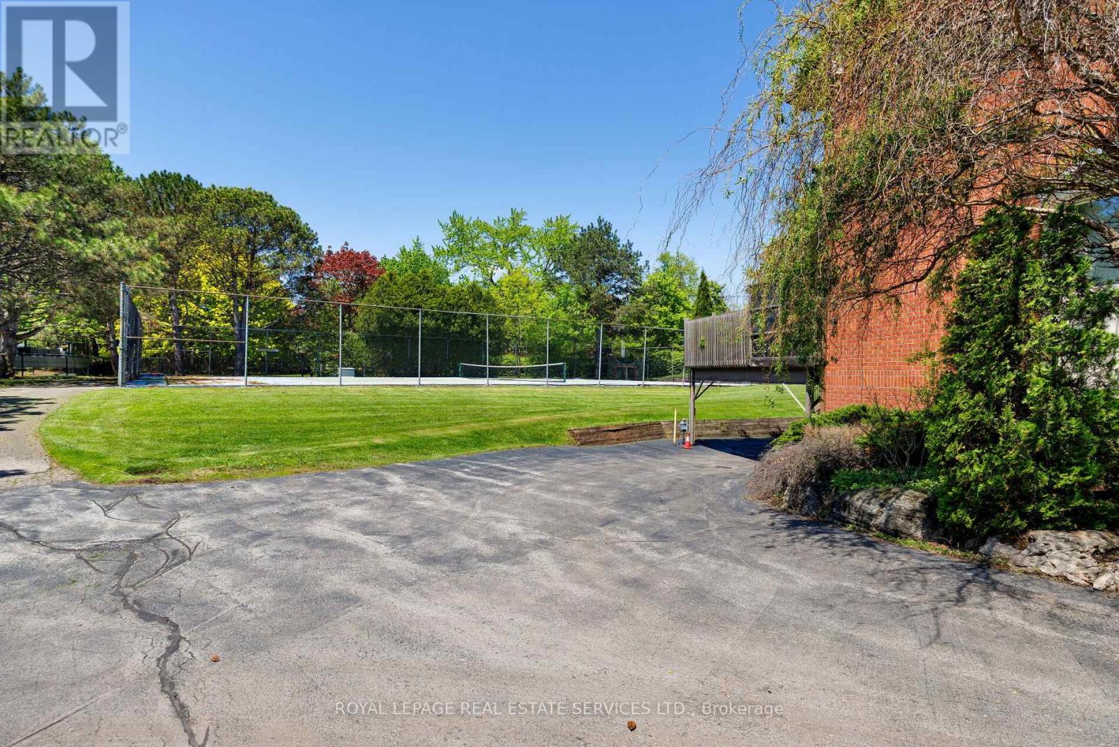 68 Tradewind Drive, Oakville, Ontario  L6L 6K8 - Photo 37 - W13804500