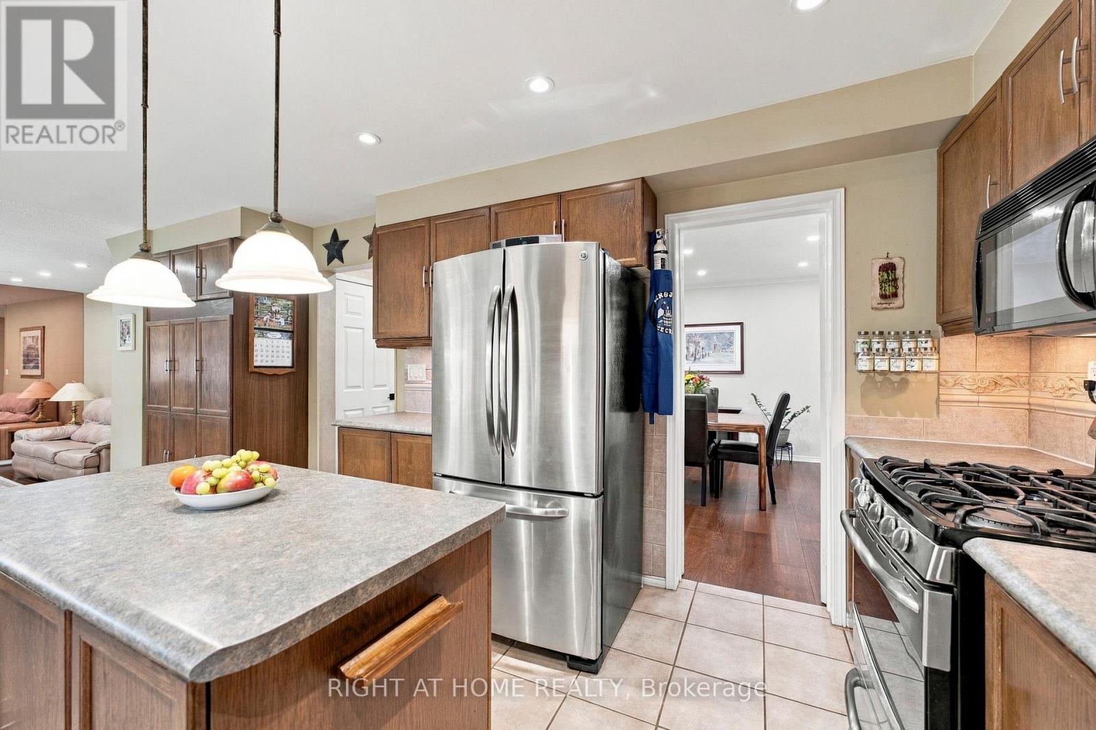 20 Mowat Court, Brampton, Ontario  L6Z 3E6 - Photo 20 - W13804520