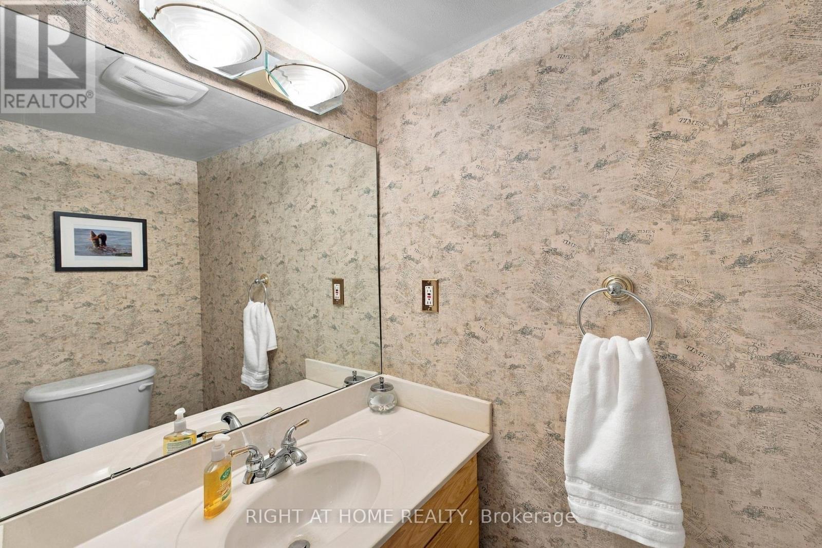 20 Mowat Court, Brampton, Ontario  L6Z 3E6 - Photo 41 - W13804520