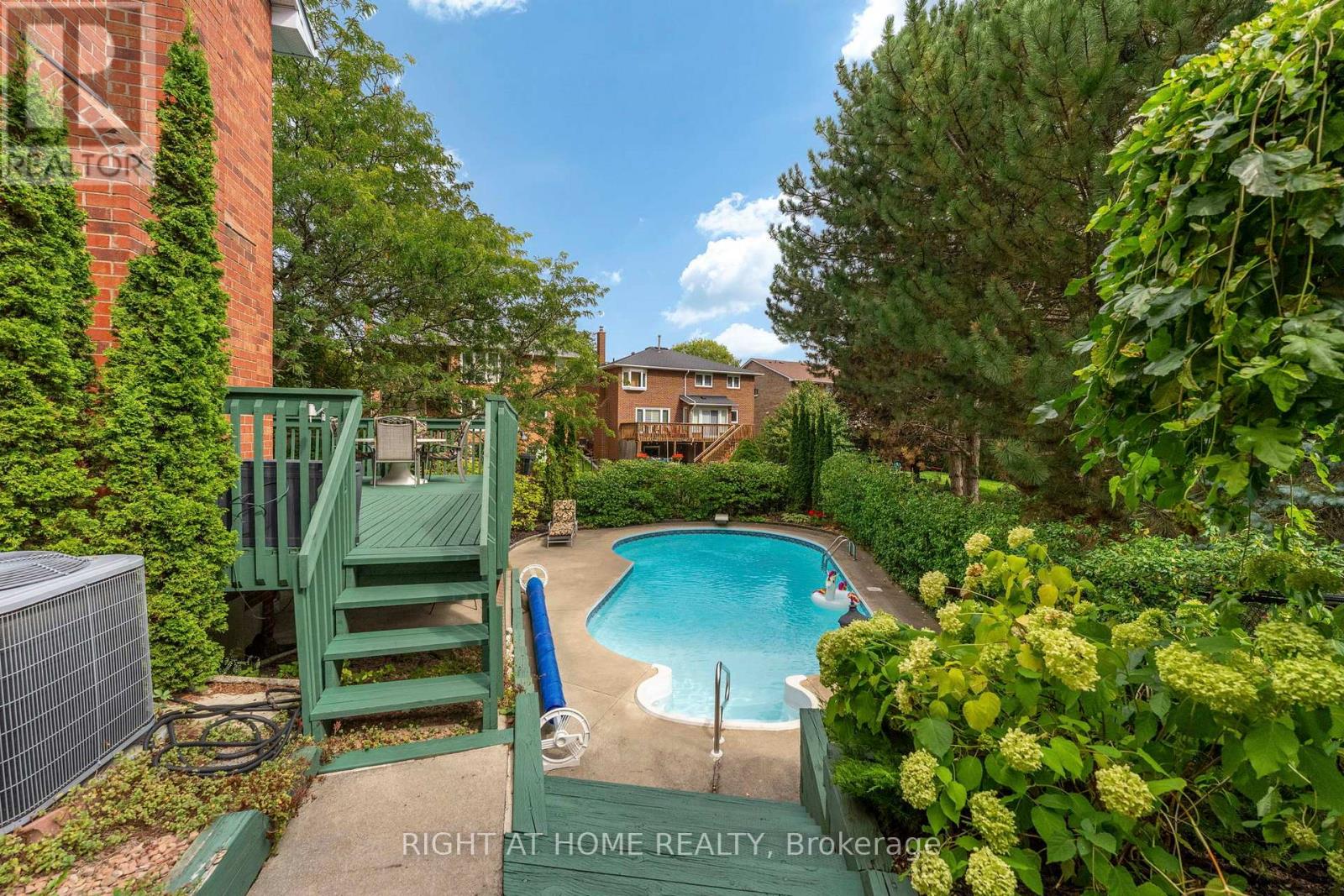 20 Mowat Court, Brampton, Ontario  L6Z 3E6 - Photo 45 - W13804520