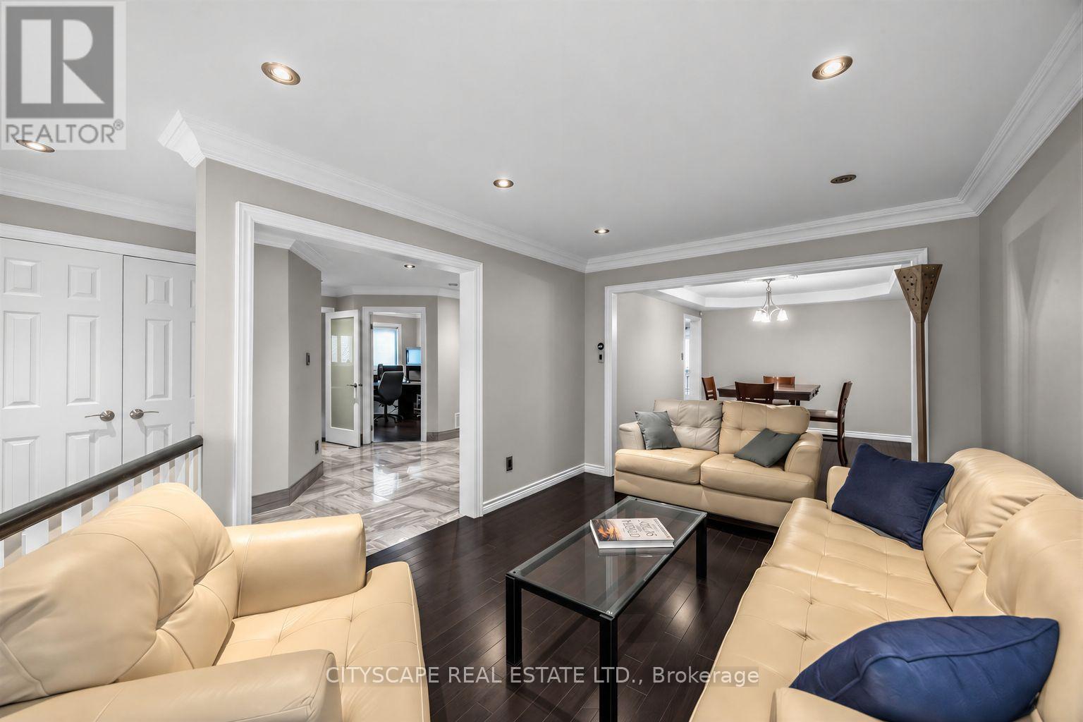 5610 Cortina Crescent, Mississauga, Ontario  L4Z 3R3 - Photo 9 - W13804532