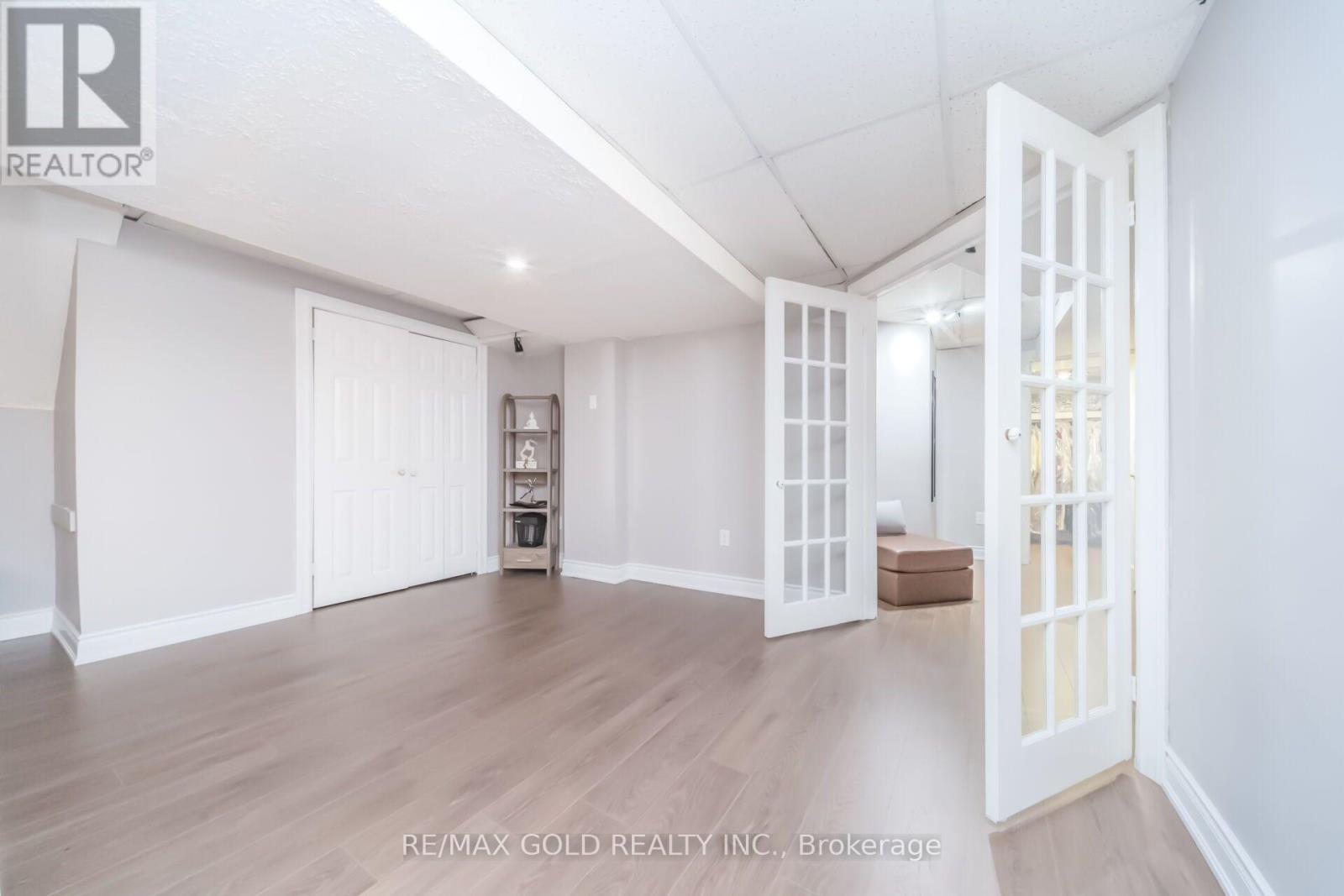15 Newark Way, Brampton, Ontario  L7A 2V1 - Photo 34 - W13804620