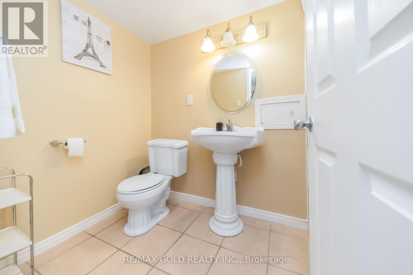 15 Newark Way, Brampton, Ontario  L7A 2V1 - Photo 36 - W13804620