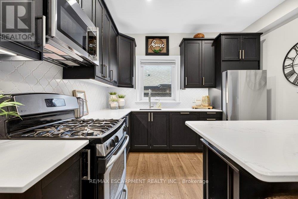 25 Book Road, Grimsby, Ontario  L3M 2M3 - Photo 25 - X13804458