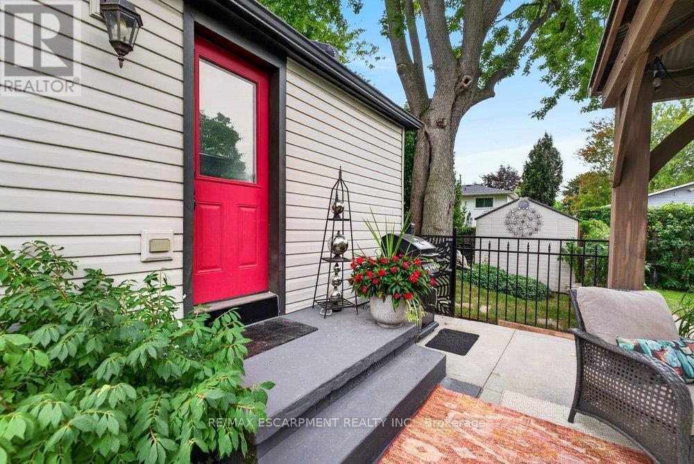 25 Book Road, Grimsby, Ontario  L3M 2M3 - Photo 49 - X13804458