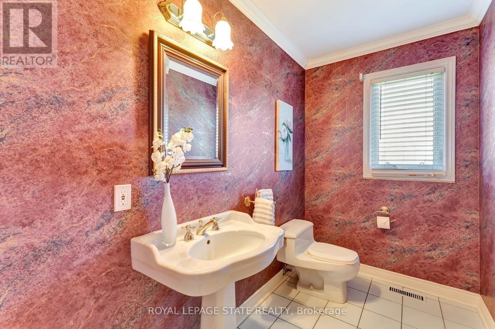 144 Cove Crescent, Hamilton, Ontario  L8E 5A2 - Photo 16 - X13804492
