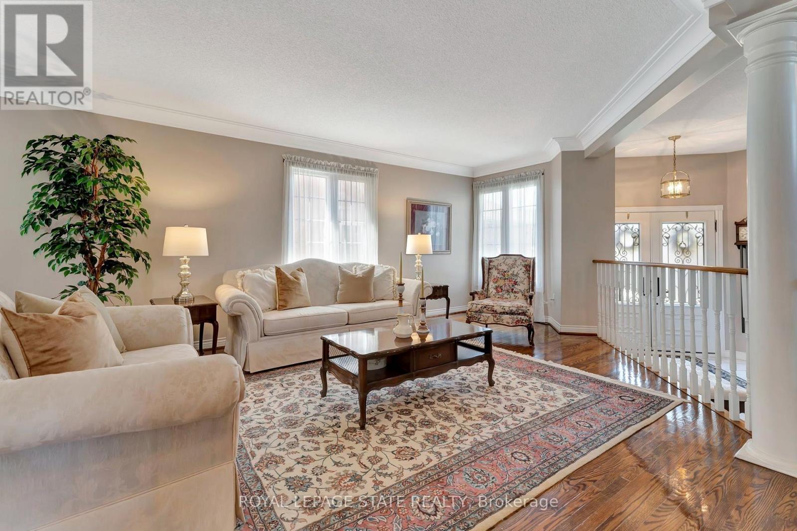 144 Cove Crescent, Hamilton, Ontario  L8E 5A2 - Photo 5 - X13804492