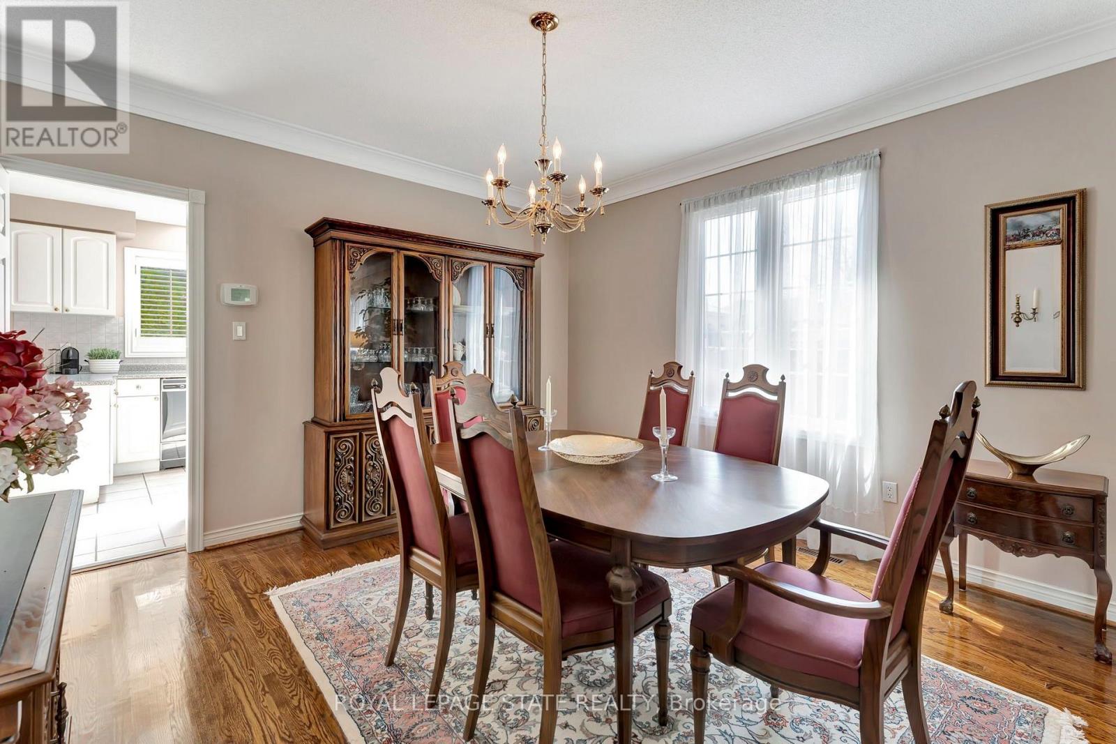 144 Cove Crescent, Hamilton, Ontario  L8E 5A2 - Photo 9 - X13804492