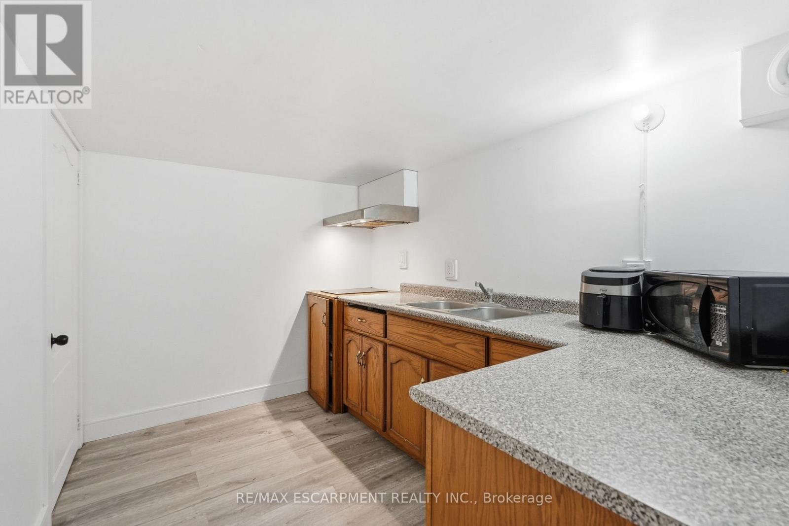 2 Currie Drive, Puslinch, Ontario  N0B 2C0 - Photo 38 - X13804524