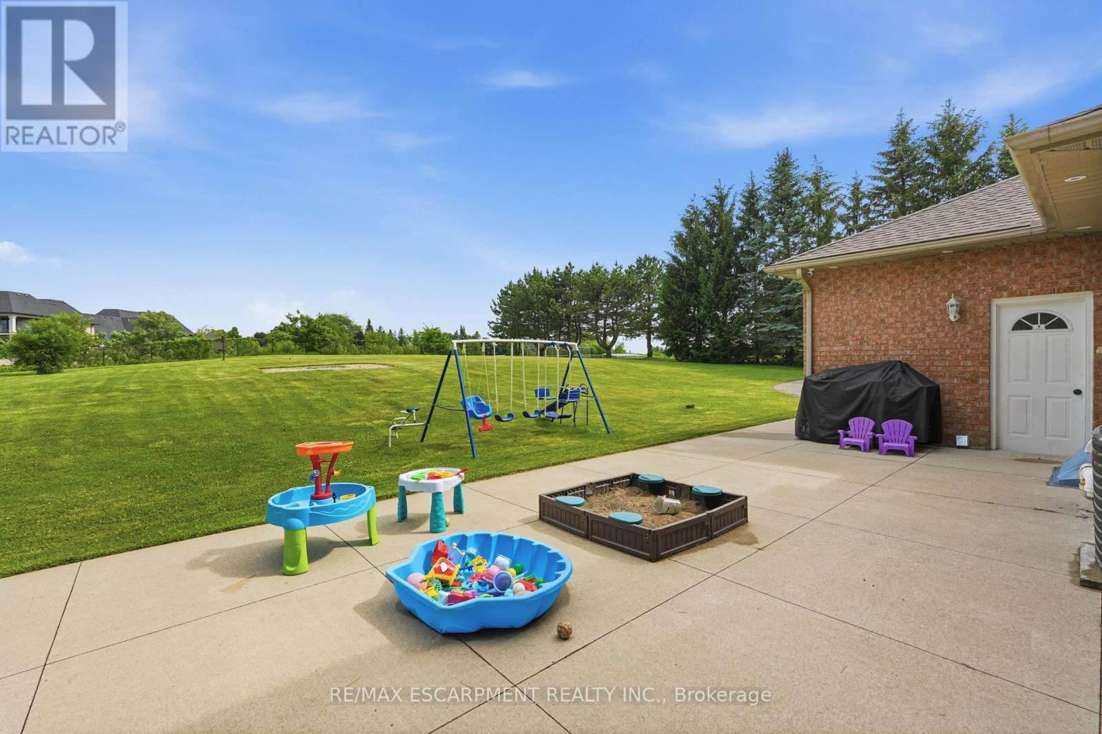 2 Currie Drive, Puslinch, Ontario  N0B 2C0 - Photo 44 - X13804524